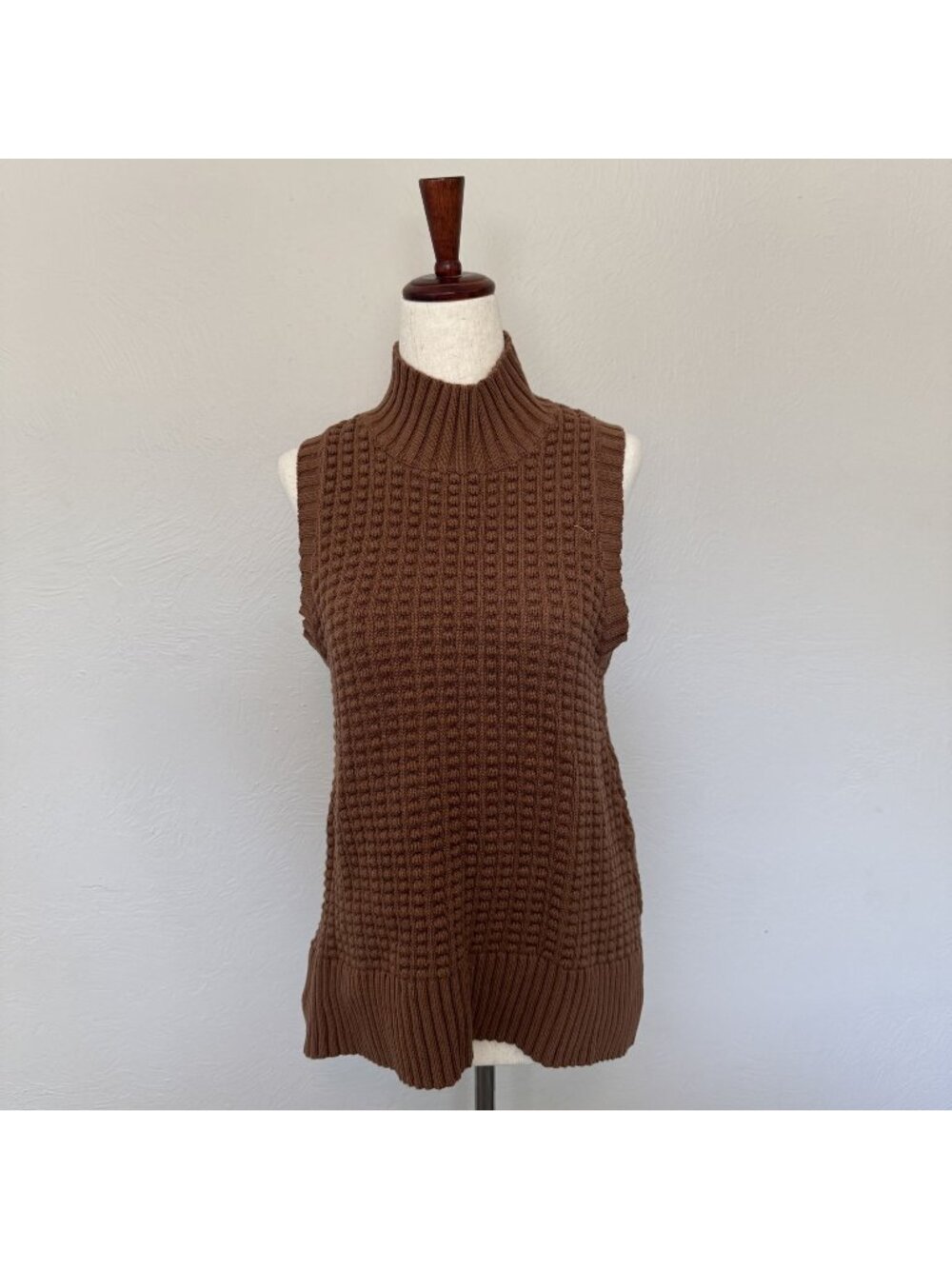 French Connection Brown Waffle Knit Mock Neck Sweater Vest - Size Medium